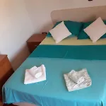 Nena * 扎达尔